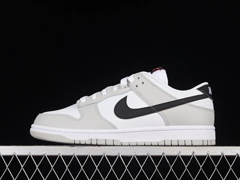 All categories Nk SB Dunk series Nk SB Dunk Low low-top sneakers M version pure original Nk Dunk SB Low gray white black scratch-off SB low-top sports casual sneakers DR9654-001